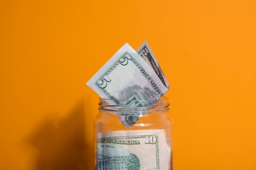 how to start a knitting blog and make money.